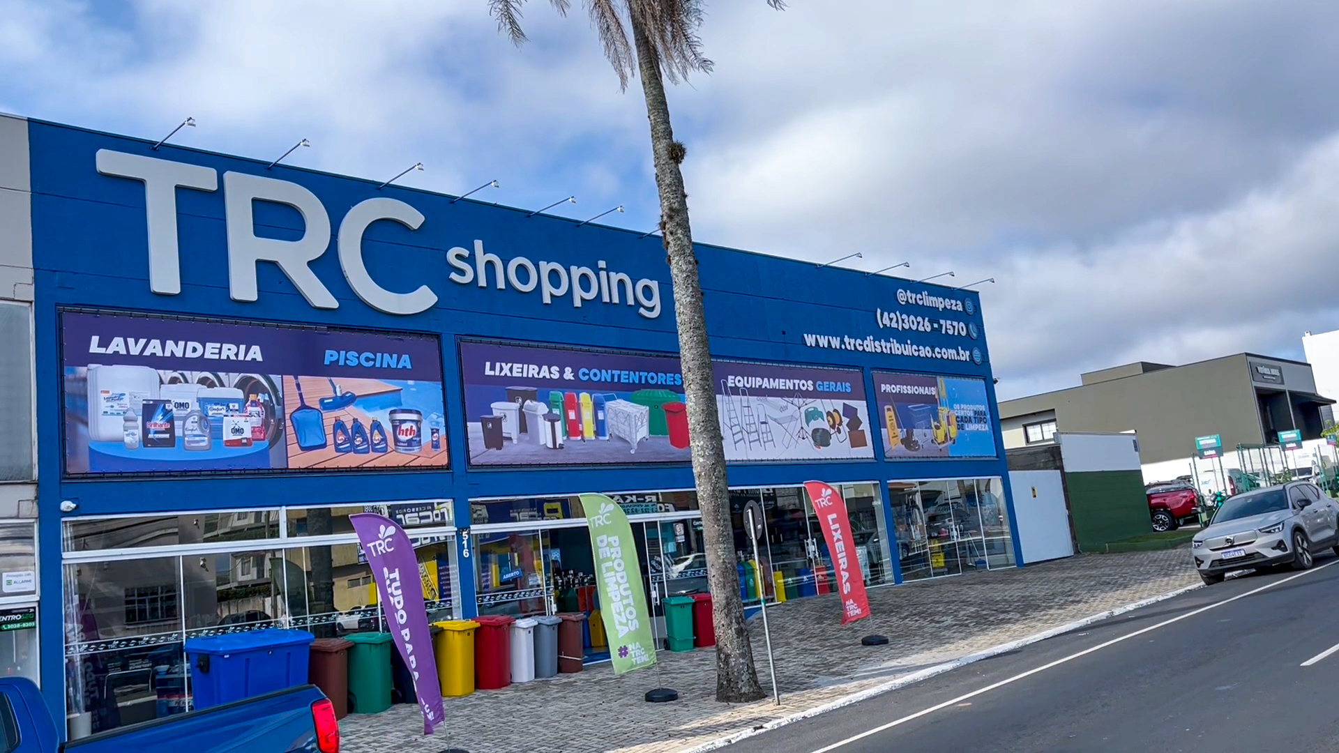 A TRC Shopping da Limpeza fica na avenida Ernesto Vilela, número 516, na Nova Rússia