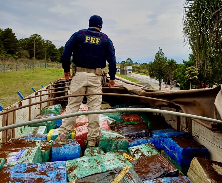 Caminhão com a droga saiu de Paranavaí, no noroeste do Paraná