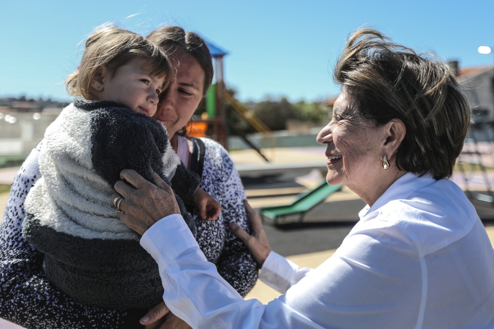 Elizabeth Schmidt (União) reforça diálogos com a população em bairros de Ponta Grossa