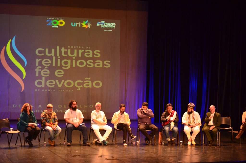 II Mostra de Culturas Religiosas Fé e Devoção” iniciou em Ponta Grossa.