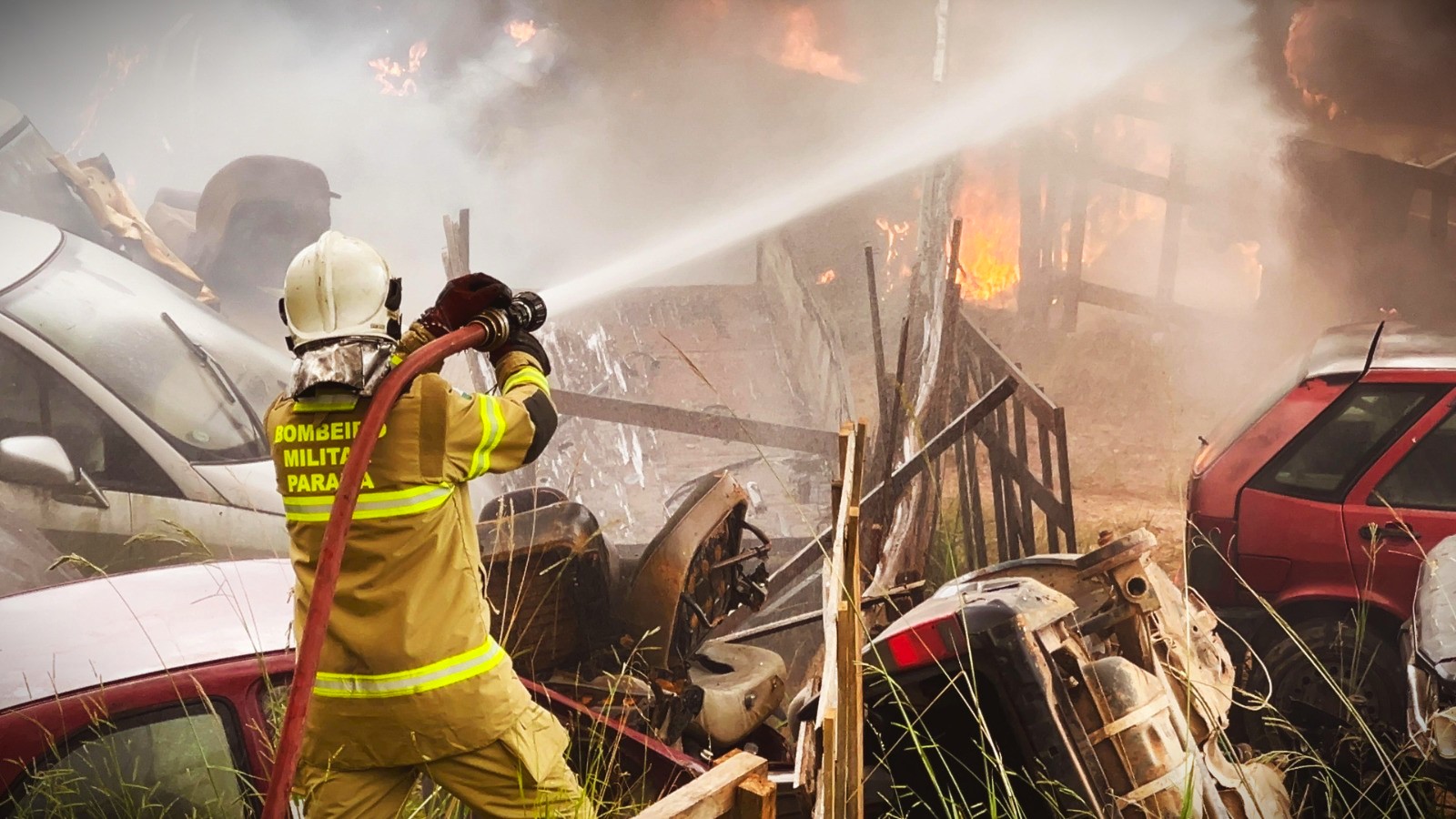 Casos de incêndio têm mobilizado as forças de segurança dos Bombeiros