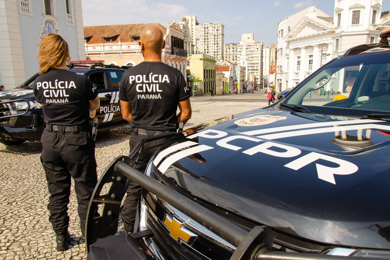 A vítima foi socorrida por familiares e encaminhada ao hospital