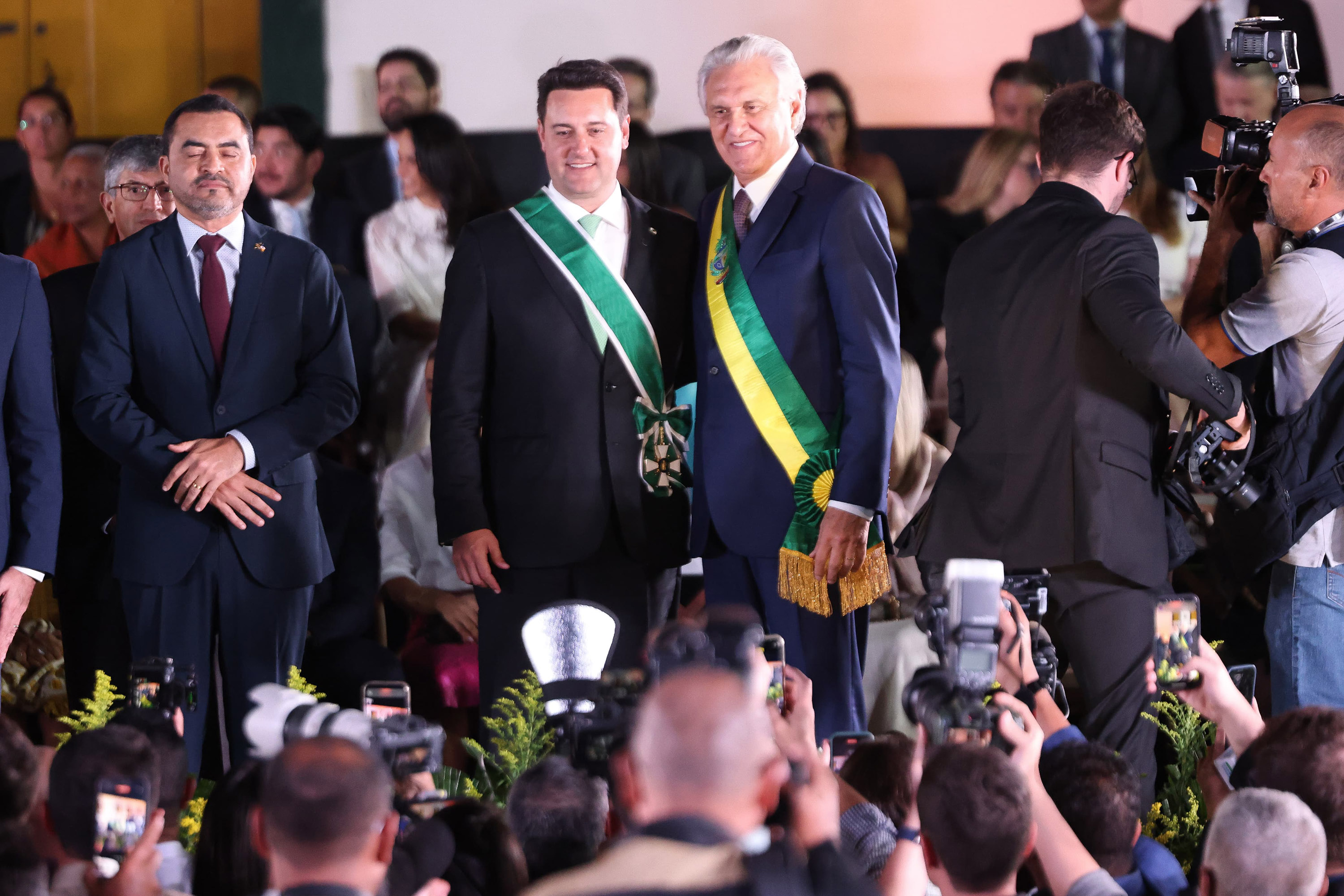 Ratinho Junior recebe a Comenda da Ordem do Mérito de Anhanguera