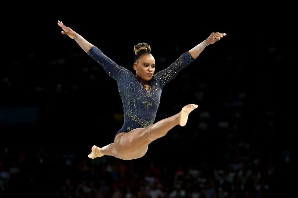 Foi de Rebeca a nota final, um 15.100 em um Cheng lindamente executado, que garantiu o bronze para a equipe no último momento