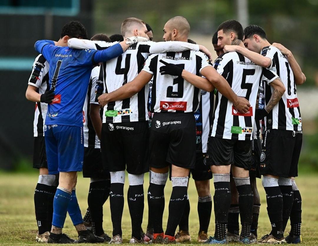 O sub-20 fará jogos pela Copa Sul e pela Copa Paranaense