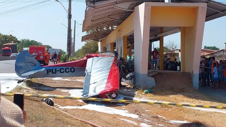 Avião cai em Teresina (PI)