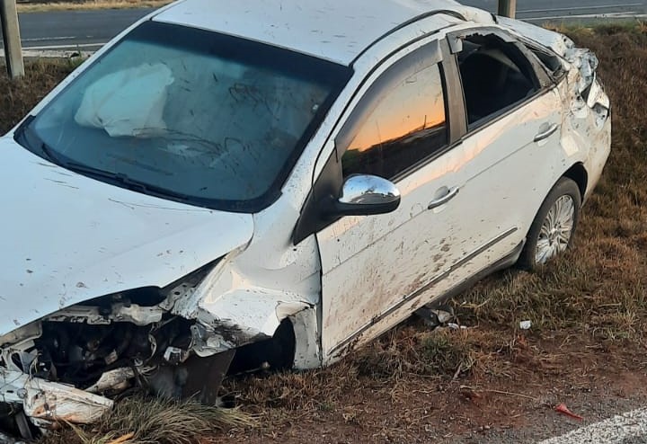 Acidente aconteceu na manhã deste sábado (31)