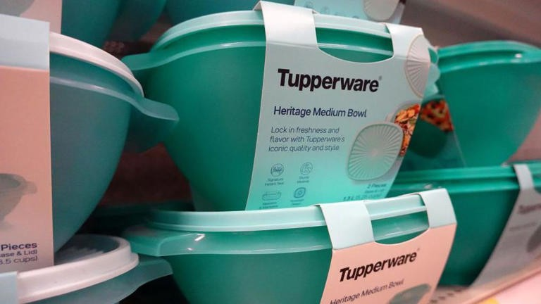 A Tupperware anunciou o fechamento de sua única fábrica nos EUA