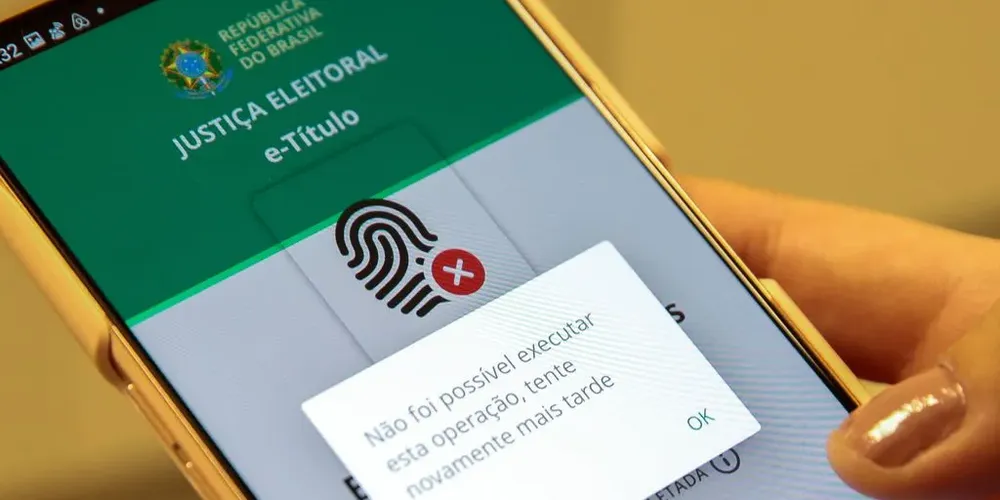 Para baixar ou atualizar o e-Título, o eleitor deve acessar a página de download do aplicativo