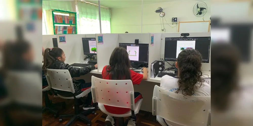 Tecnologia contribuiu, mais uma vez, com trabalho em sala de aula