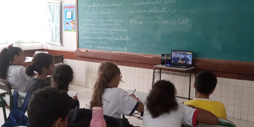 Trabalho contou com reflexão e práticas em sala de aula