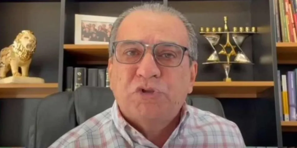 Para o pastor, as redes sociais ditam o comportamento dos políticos de hoje