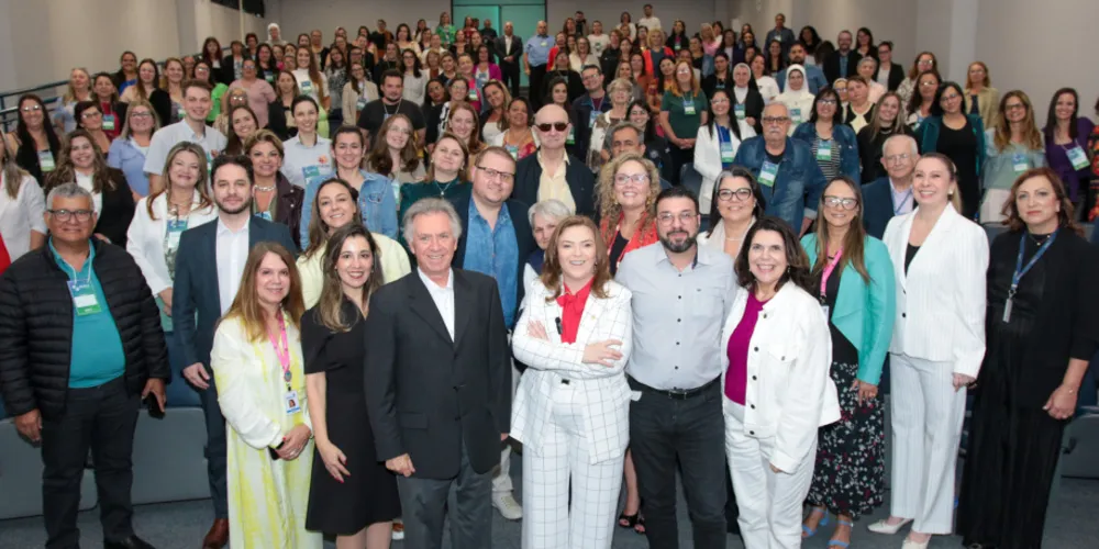 O evento proporcionou um espaço de diálogo sobre projetos, programas e serviços que melhorem a qualidade de vida das pessoas idosas acolhidas ou dependentes de cuidados de longo prazo e suas famílias