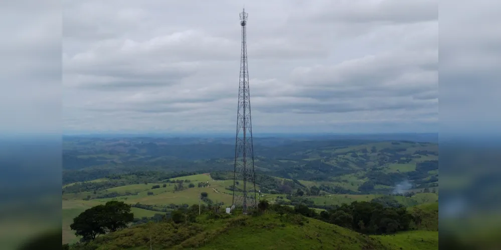 O distrito tem 4,3 mil moradores, sendo que 3,8 mil deles moram em áreas rurais