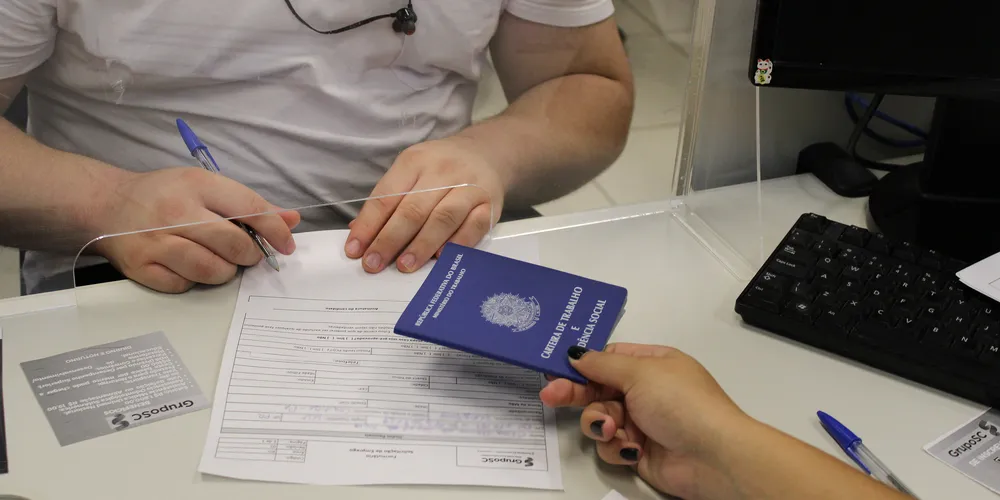 A Grande Curitiba concentra o maior volume de postos de trabalho disponíveis