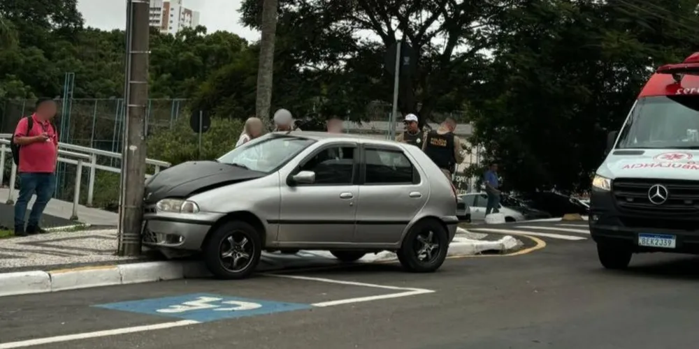 Acidente aconteceu na Avenida Visconde de Taunay
