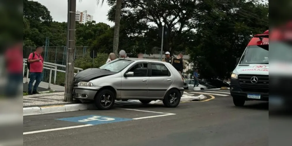 Acidente aconteceu na Avenida Visconde de Taunay