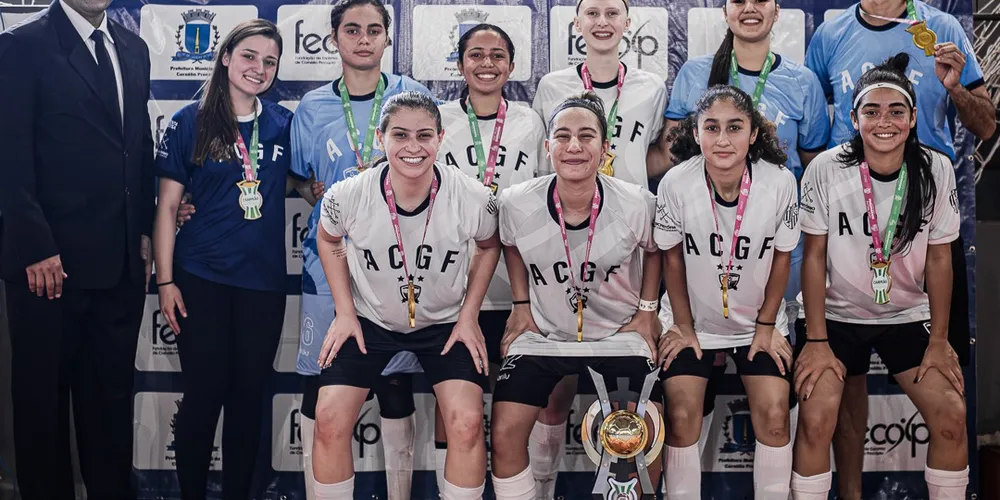 Conquista veio após vitória sobre as donas da casa pelo placar de 3 a 2