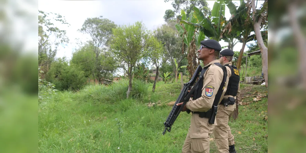 Corpo foi localizado após denúncia recebida pela Polícia Militar