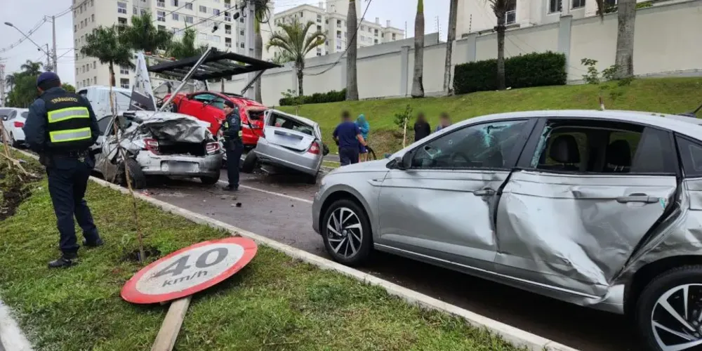 Acidente aconteceu na região da Linha Verde