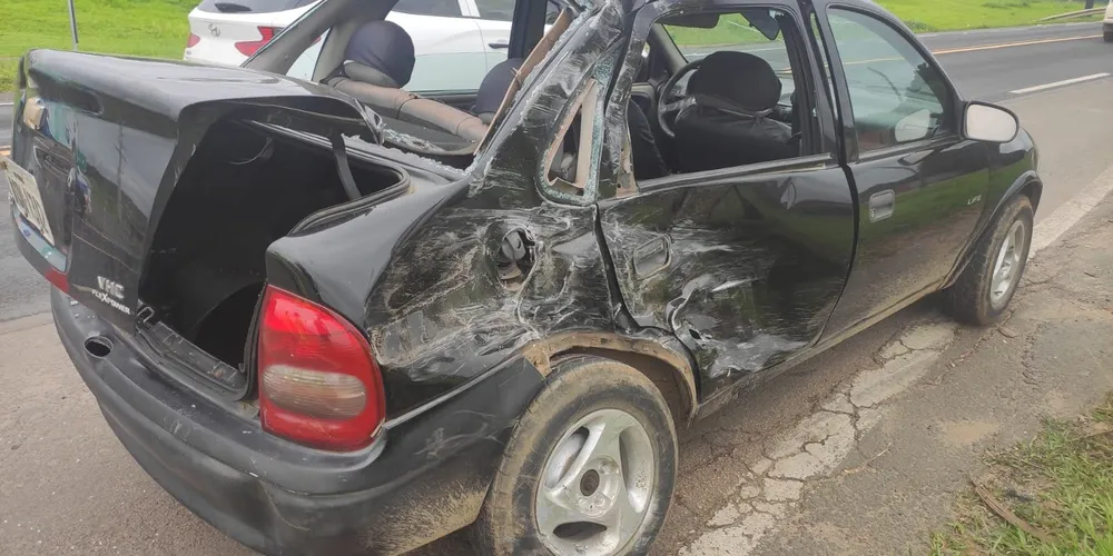 Veículo foi recolhido por conta de pendências administrativas