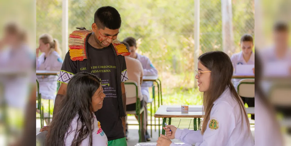 Foi preciso uma autorização especial do órgão para a entrada dos professores e alunos na comunidade