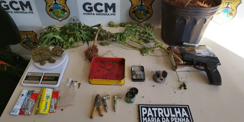 Materiais foram levados para a 13ª Subdivisao Policial