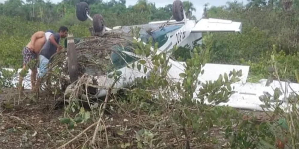 Aeronave envolvida é um Cessna 182E, de matrícula PR-SDC