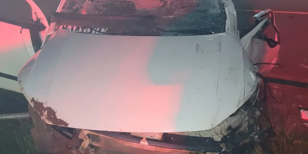 Acidente aconteceu na noite desse domingo (10)