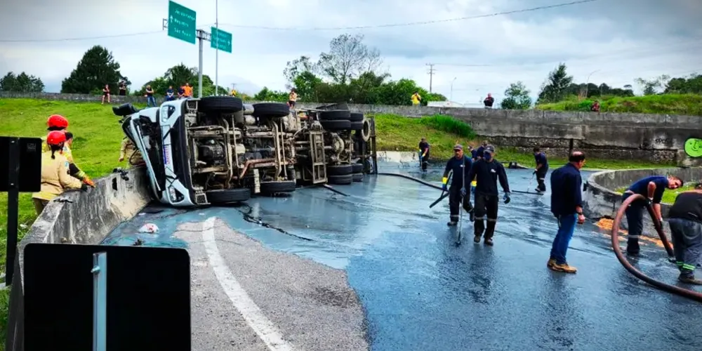 Equipes de segurança e de socorro foram acionadas para o local da ocorrência