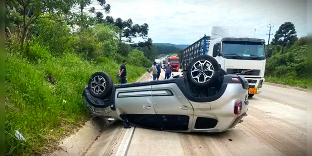 Vítimas estavam no veículo modelo Renault Duster