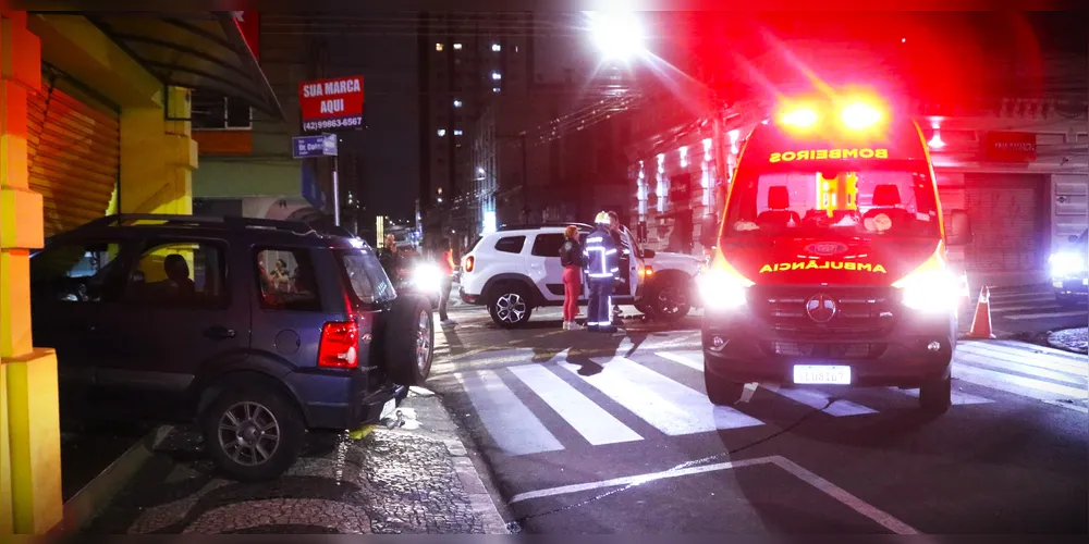 Acidente aconteceu no cruzamento das ruas Santos Dumont e Doutor Colares