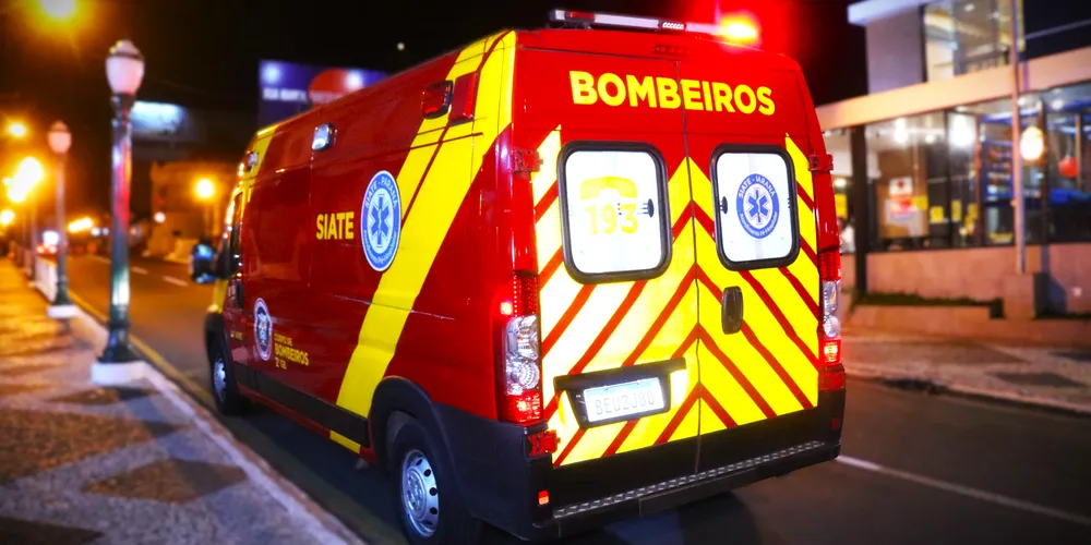 Equipe do Siate, do Corpo de Bombeiros, esteve na ocorrência
