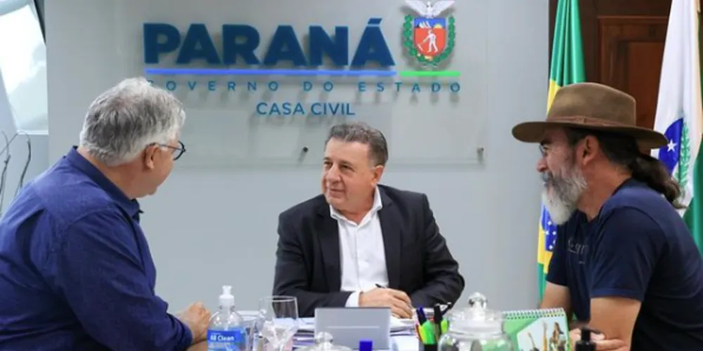 Altamir Sanson pede apoio da Casa Civil para projetos em Palmeira, nos Campos Gerais