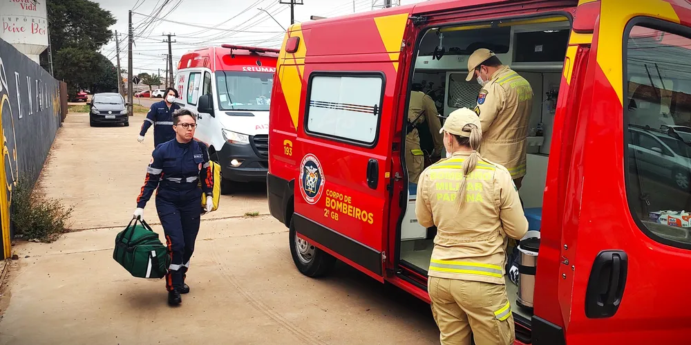 Equipes dos Bombeiros e do Samu realizaram os primeiros atendimentos