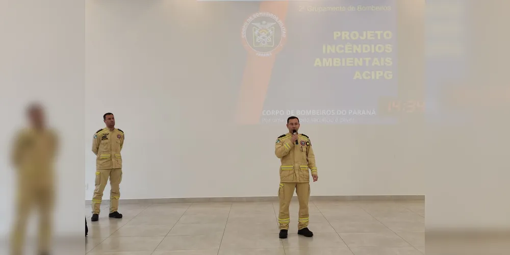 O comandante do 2º Grupamento do Corpo de Bombeiros de Ponta Grossa, tenente-coronel Rafael Lorenzetto, participou da reunião na Acipg