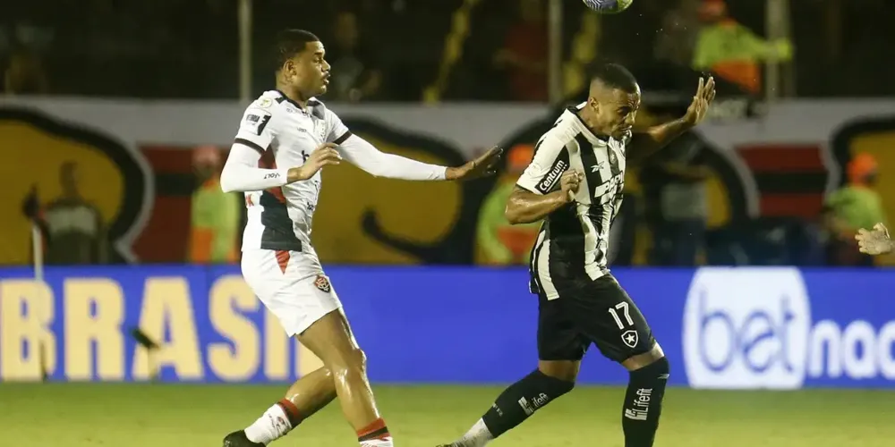 Botafogo tem 69 pontos e está dois pontos na frente do Palmeiras