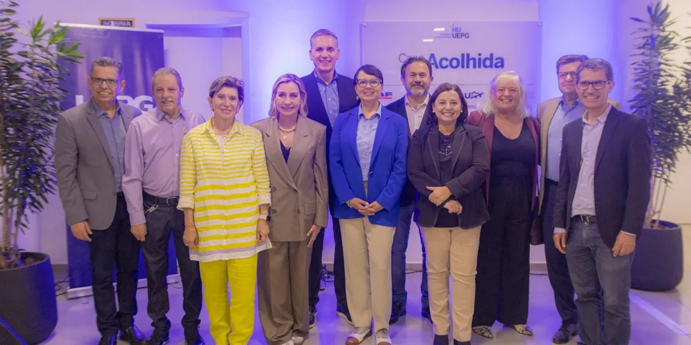 Cerimônia marcou a entrega do novo mobiliário e decoração da Casa da Acolhida