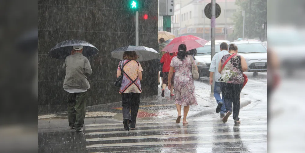 É possível levar guarda-chuva para o local de prova