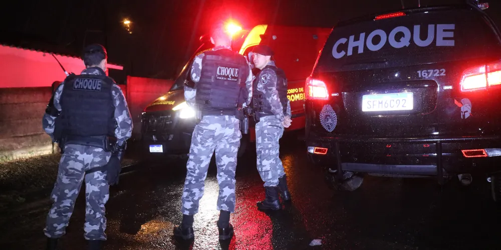 Polícia Militar e Batalhão de Choque acompanharam a ocorrência