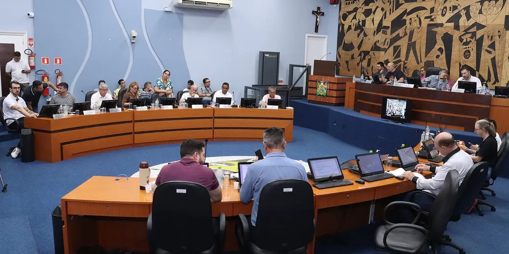 Votação ocorreu na sessão ordinária desta segunda-feira (2), no Plenário da Câmara de Ponta Grossa