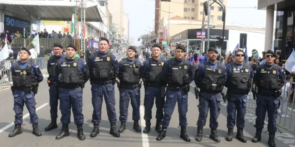 Desfile está agendado para ter início às 8h30 deste domingo
