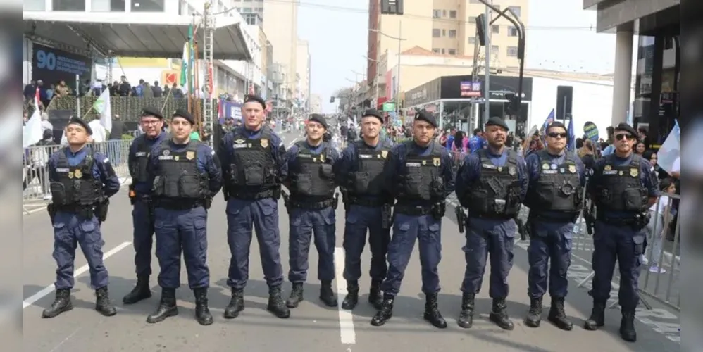 Desfile está agendado para ter início às 8h30 deste domingo