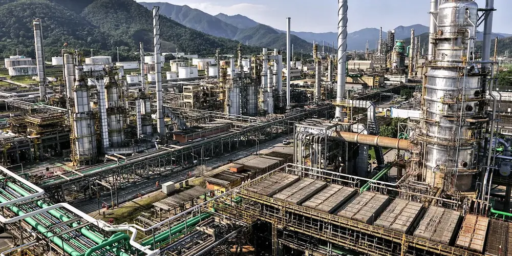 Para quem tem ações de emissão da Petrobras negociadas na B3, o pagamento da parcela única será feito em 23 de dezembro de 2024