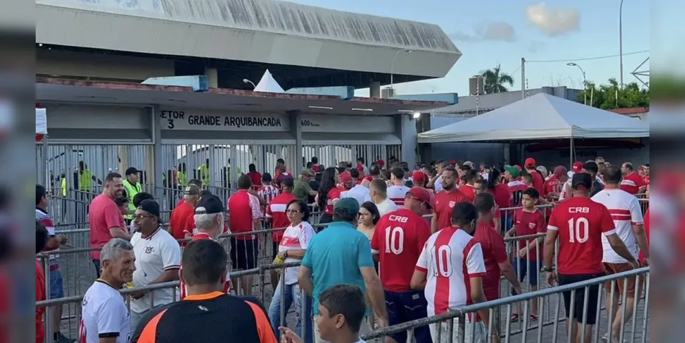 Partida terá portões fechados para a torcida