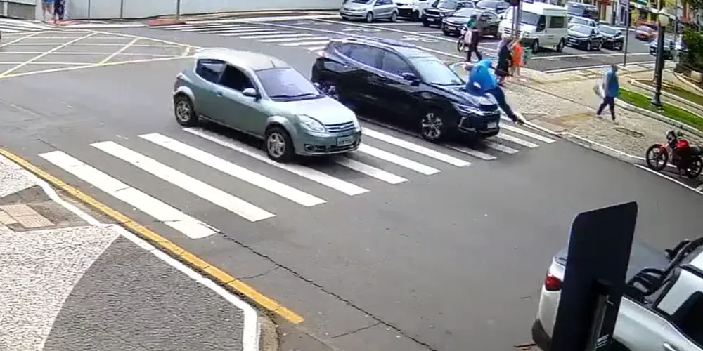 Atropelamento aconteceu na Avenida Vicente Machado