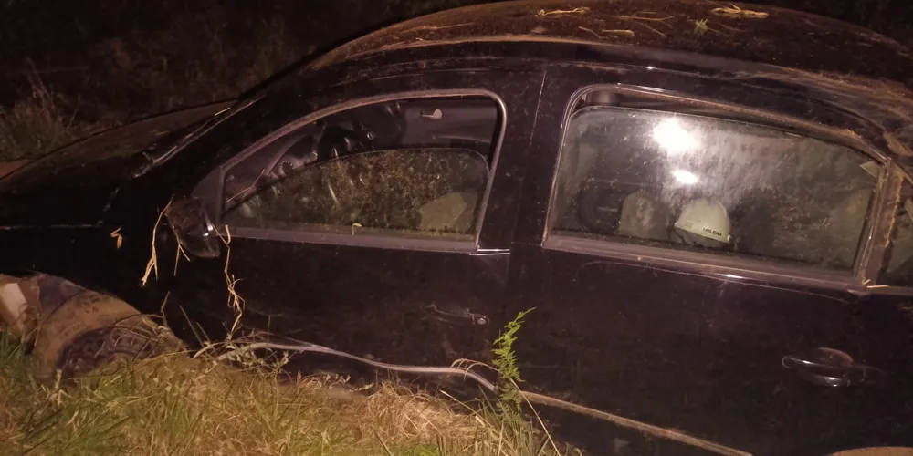 Acidente em rodovia da região deixa jovem de 24 anos ferida