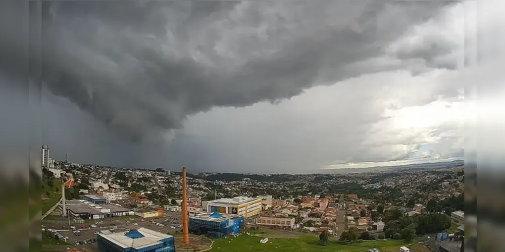 Tempo deve trazer chuvas em alguns pontos