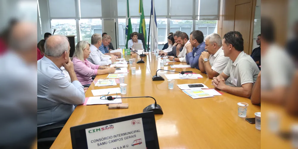 A prefeita de Ponta Grossa e presidente do Consórcio, Elizabeth Schmidt, falou sobre a importância da reunião