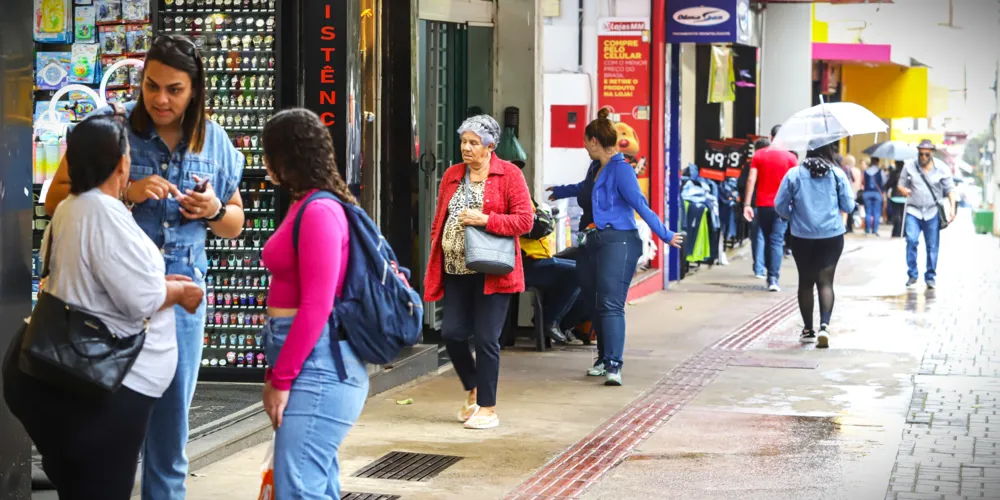 Comércio de rua de Ponta Grossa estará com lojas em funcionamento